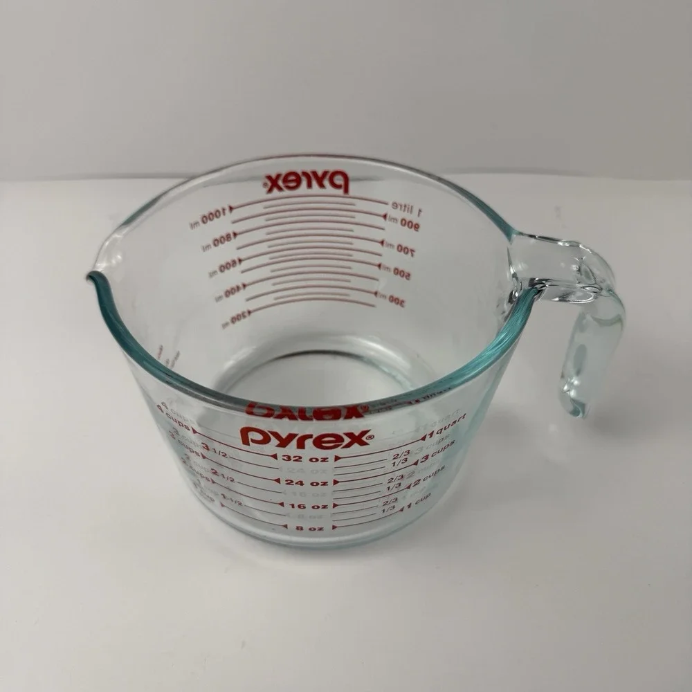 PYREX Measuring 4 Cup Glass 32oz RED Lettering Made USA Corning NY